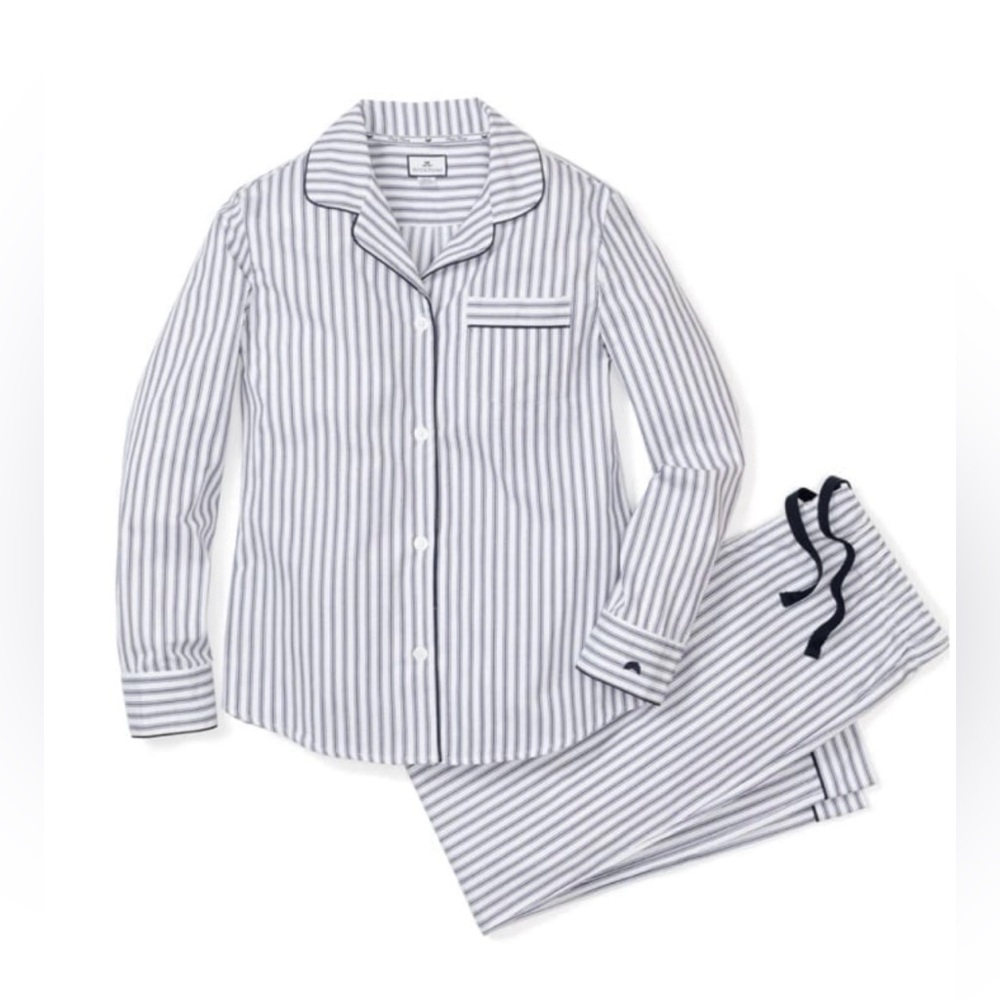 Petite Plume Women's Classic Twill Pajama Set in Navy French Ticking, Medium
